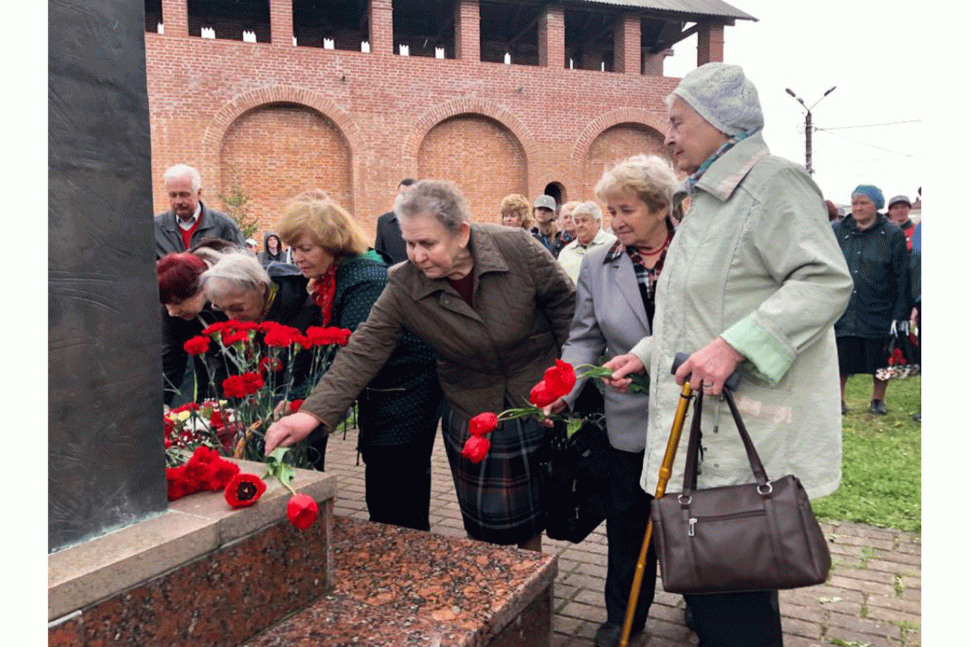 День освобождения фашистских лагерей. Смоленск узники концлагерей. Международный день освобождения узников фашистских концлагерей. День узника. Узники фашистских концлагерей.